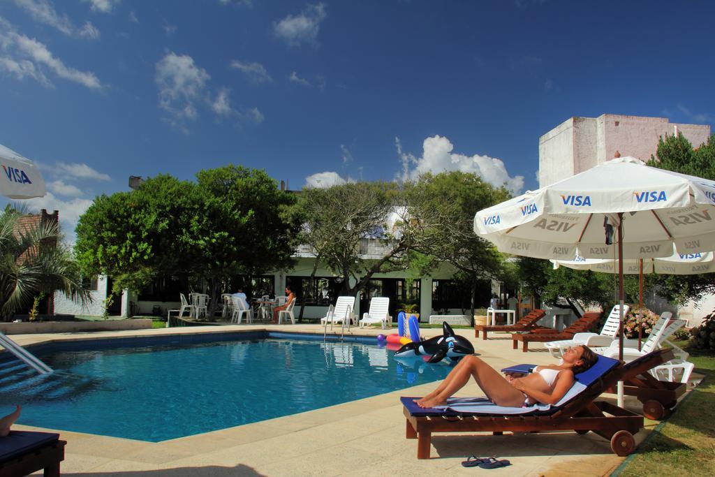 Hotel De La Torre La Paloma Exterior foto