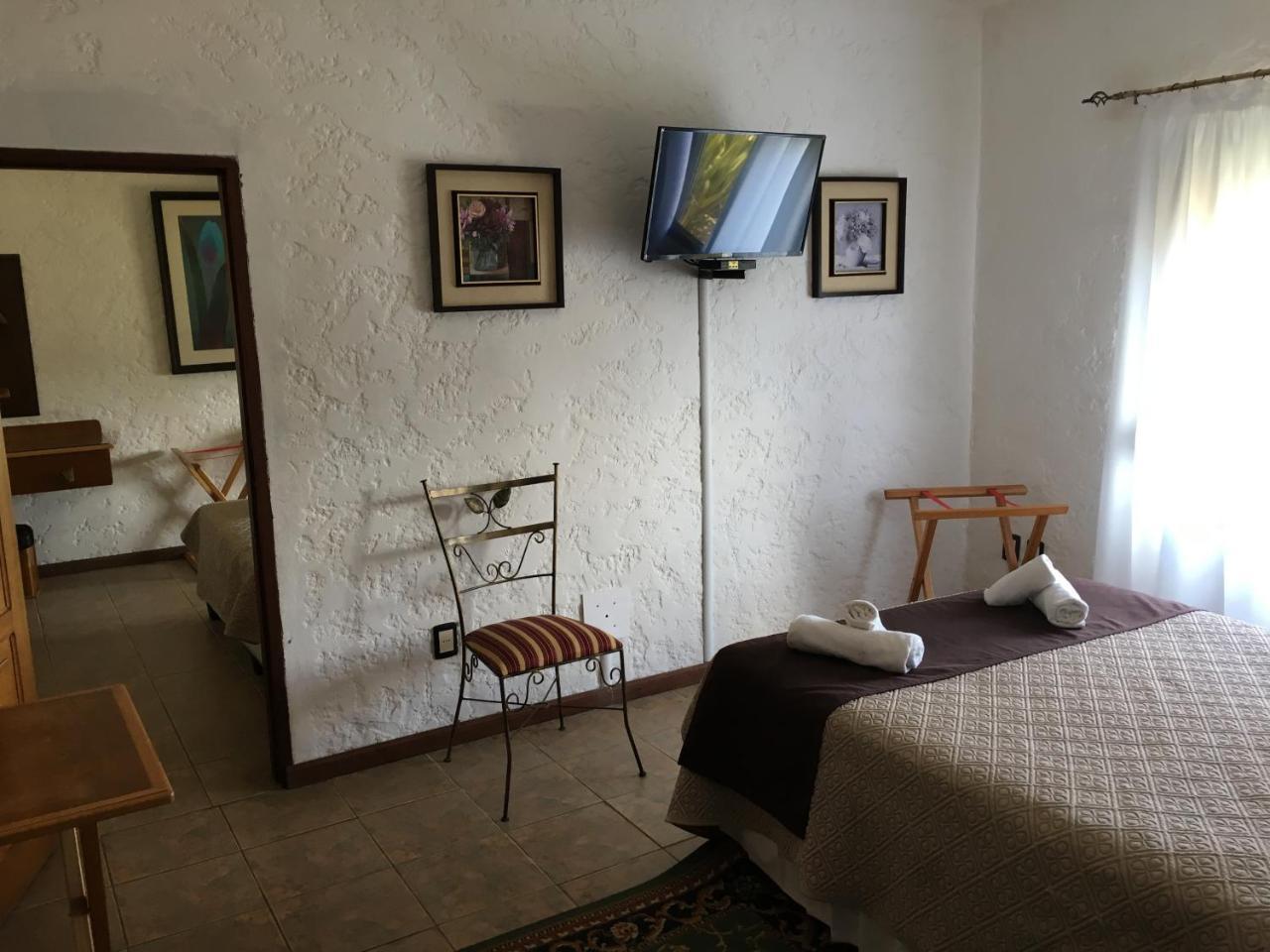 Hotel De La Torre La Paloma Exterior foto